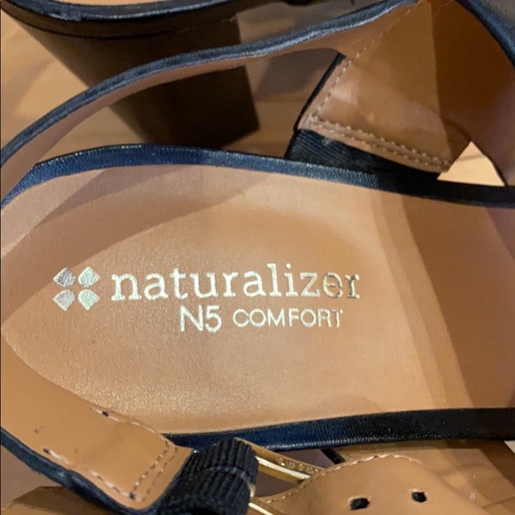 Blacks Heels - Picture 3 of 5